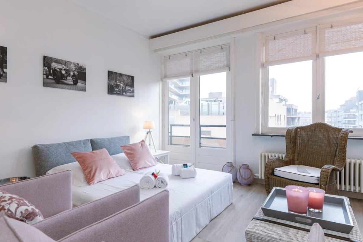 Huswell - Beautiful And Spacious Studio With Side Seaview Knokke-Heist Eksteriør bilde